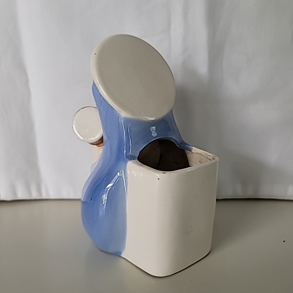 Vtg Madonna with Child Porcelain Planter 6.5" tall - Picture 5 of 10